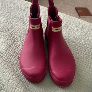 Pink Hunter mini boots